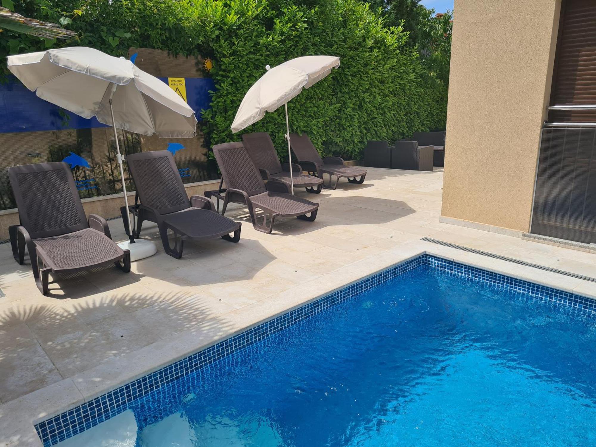 Villa Patricija-Apartmani Пореч Екстер'єр фото